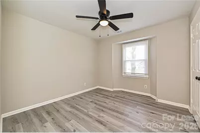 6156 Meadow Rose Lane, Charlotte, NC 28215 - Photo 15