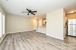 6156 Meadow Rose Ln, Charlotte, NC 28215 - Photo 5