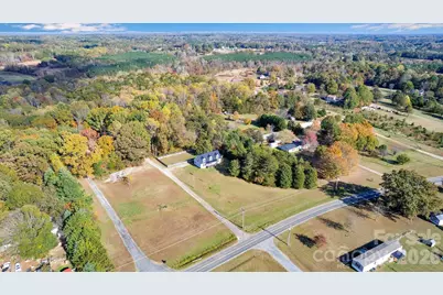 513 Weathers Creek Road, Troutman, NC 28166 - Photo 3