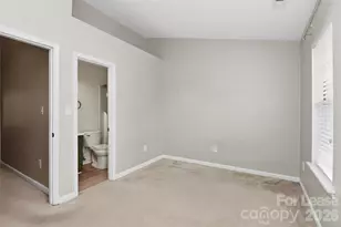 8240 Circle Tree Ln, Charlotte, NC 28277 - Photo 19