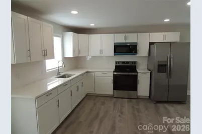 146 Loomis Street, Chester, SC 29706 - Photo 3