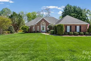 15746 Agincourt Dr, Huntersville, NC 28078 - Photo 1