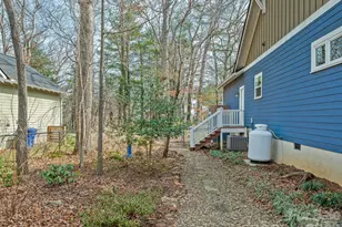 25 Woodbend Ln, Black Mountain, NC 28711 - Photo 35