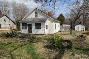 633 S Eastway Dr, Troutman, NC 28166 - Photo 3