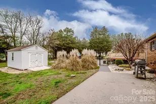 140 Della Dr, Statesville, NC 28625 - Photo 29