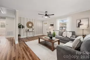 411 W Sycamore St, Lincolnton, NC 28092 - Photo 17