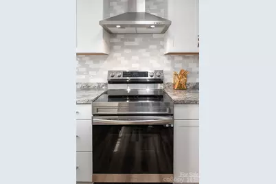 411 W Sycamore Street, Lincolnton, NC 28092 - Photo 13