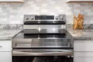 411 W Sycamore St, Lincolnton, NC 28092 - Photo 13