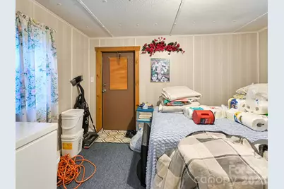 118 & 124 East Lawson Road, Hot Springs, NC 28743 - Photo 33