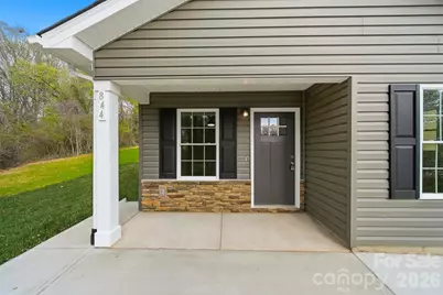 844 5th Avenue SW, Hickory, NC 28602 - Photo 1