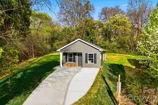 844 5th Ave SW, Hickory, NC 28602 - Photo 3