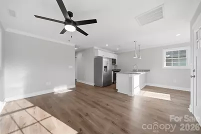 844 5th Avenue SW, Hickory, NC 28602 - Photo 5