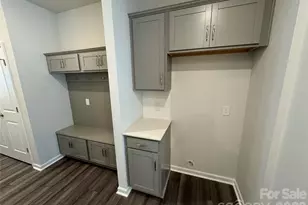 4614 Lakeview Rd, Charlotte, NC 28216 - Photo 5