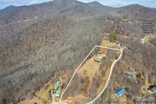 425 Rustic Ridge Dr, Canton, NC 28716 - Photo 9