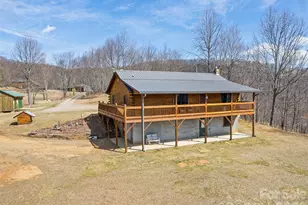 425 Rustic Ridge Dr, Canton, NC 28716 - Photo 3