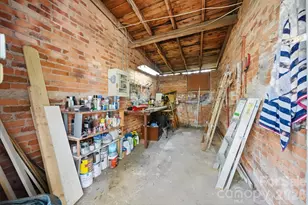 321 9th St NW, Hickory, NC 28601 - Photo 47