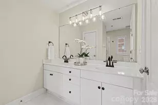 4921 S Hill View Dr, Charlotte, NC 28210 - Photo 13