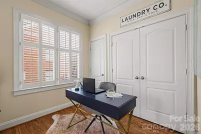 4921 South Hill View Drive, Charlotte, NC 28210 - Photo 9