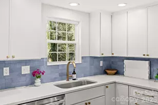 417 Regency Dr, Charlotte, NC 28211 - Photo 13