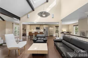 4114 Meadowridge Dr, Charlotte, NC 28226 - Photo 7