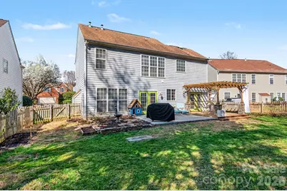 8842 Fieldcroft Drive, Charlotte, NC 28277 - Photo 25