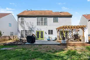 8842 Fieldcroft Dr, Charlotte, NC 28277 - Photo 23