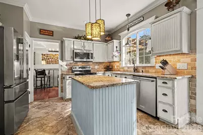 8842 Fieldcroft Drive, Charlotte, NC 28277 - Photo 3