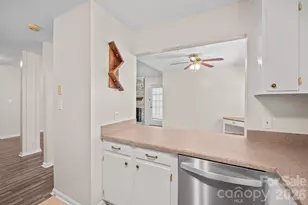 7310 Palmetto Ct, Charlotte, NC 28227 - Photo 15