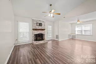 7310 Palmetto Ct, Charlotte, NC 28227 - Photo 5