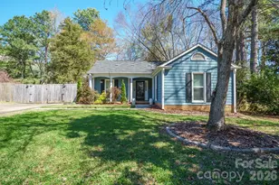 7310 Palmetto Ct, Charlotte, NC 28227 - Photo 3