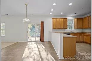 14307 O'Casey Ln, Charlotte, NC 28213 - Photo 5