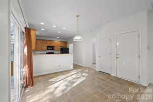 14307 O'Casey Ln, Charlotte, NC 28213 - Photo 7