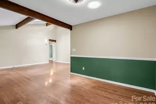 31 Deer Run Dr, Asheville, NC 28803 - Photo 9