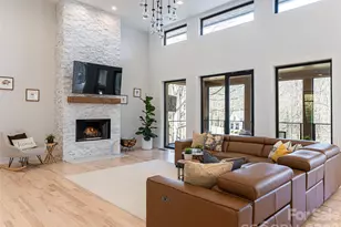 16 Cambridge Dr, Candler, NC 28715 - Photo 7