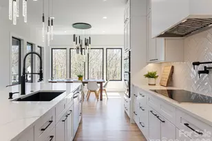 16 Cambridge Dr, Candler, NC 28715 - Photo 17