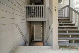 111 Bluffview Ln, Flat Rock, NC 28731 - Photo 3