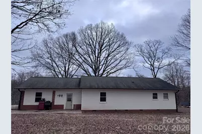 1511 Old Carriage Drive, Newton, NC 28658 - Photo 5