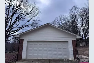 1511 Old Carriage Drive, Newton, NC 28658 - Photo 7