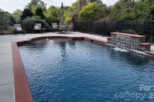 2400 Carriage Ln, Lincolnton, NC 28092 - Photo 43