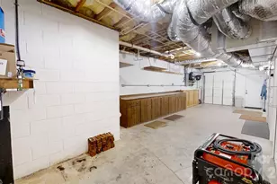 2400 Carriage Ln, Lincolnton, NC 28092 - Photo 39