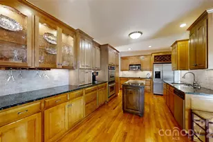 2400 Carriage Ln, Lincolnton, NC 28092 - Photo 13