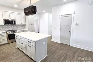 774 8th St NE, Hickory, NC 28601 - Photo 9