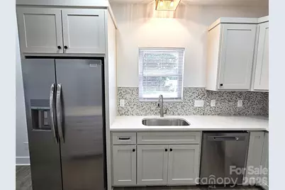 774 8th Street NE, Hickory, NC 28601 - Photo 5