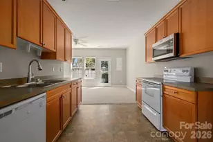 4140 Kenton Glenn Ct NW, Concord, NC 28027 - Photo 7