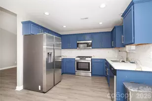 7200 Petal Ct, Charlotte, NC 28227 - Photo 13