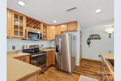 222 Creekside Way #D201, Burnsville, NC 28714 - Photo 7
