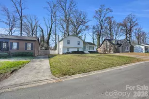 3518 Donovan Pl, Charlotte, NC 28215 - Photo 3