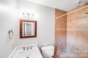 3518 Donovan Pl, Charlotte, NC 28215 - Photo 23