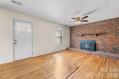 228 Holly Street, Hudson, NC 28638 - Photo 3