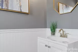 400 Clarice Ave, Charlotte, NC 28204 - Photo 9